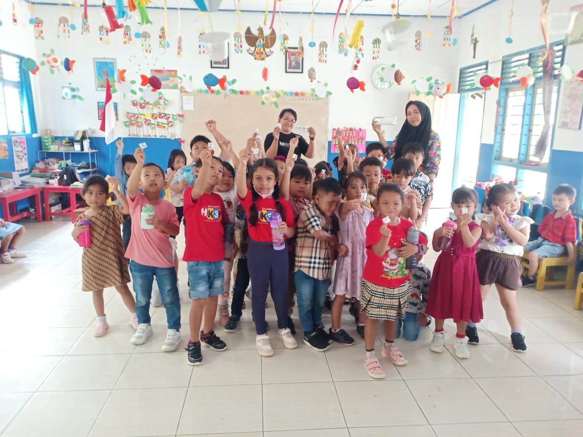 Pemberian obat cacing dan vitamin A oleh UPTD Puskesmas II Kotabumi