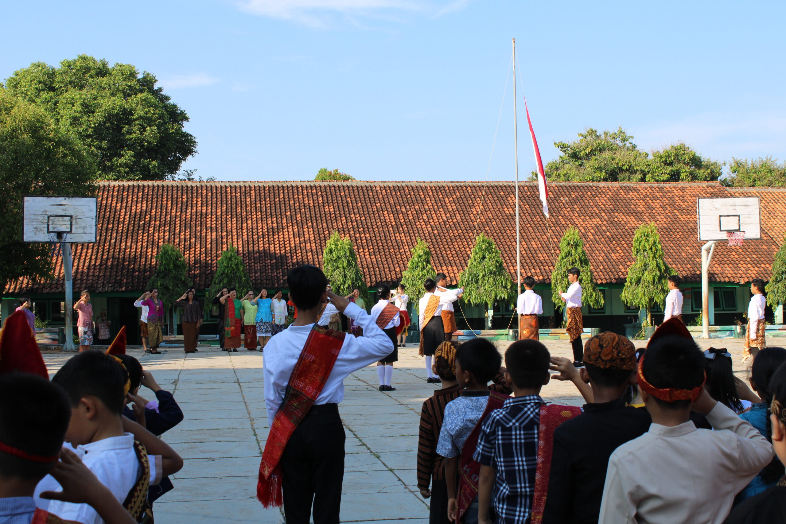 Upacara peringatan Hari Sumpah Pemuda Ke- 96 “Maju Bersama Indonesia Raya”