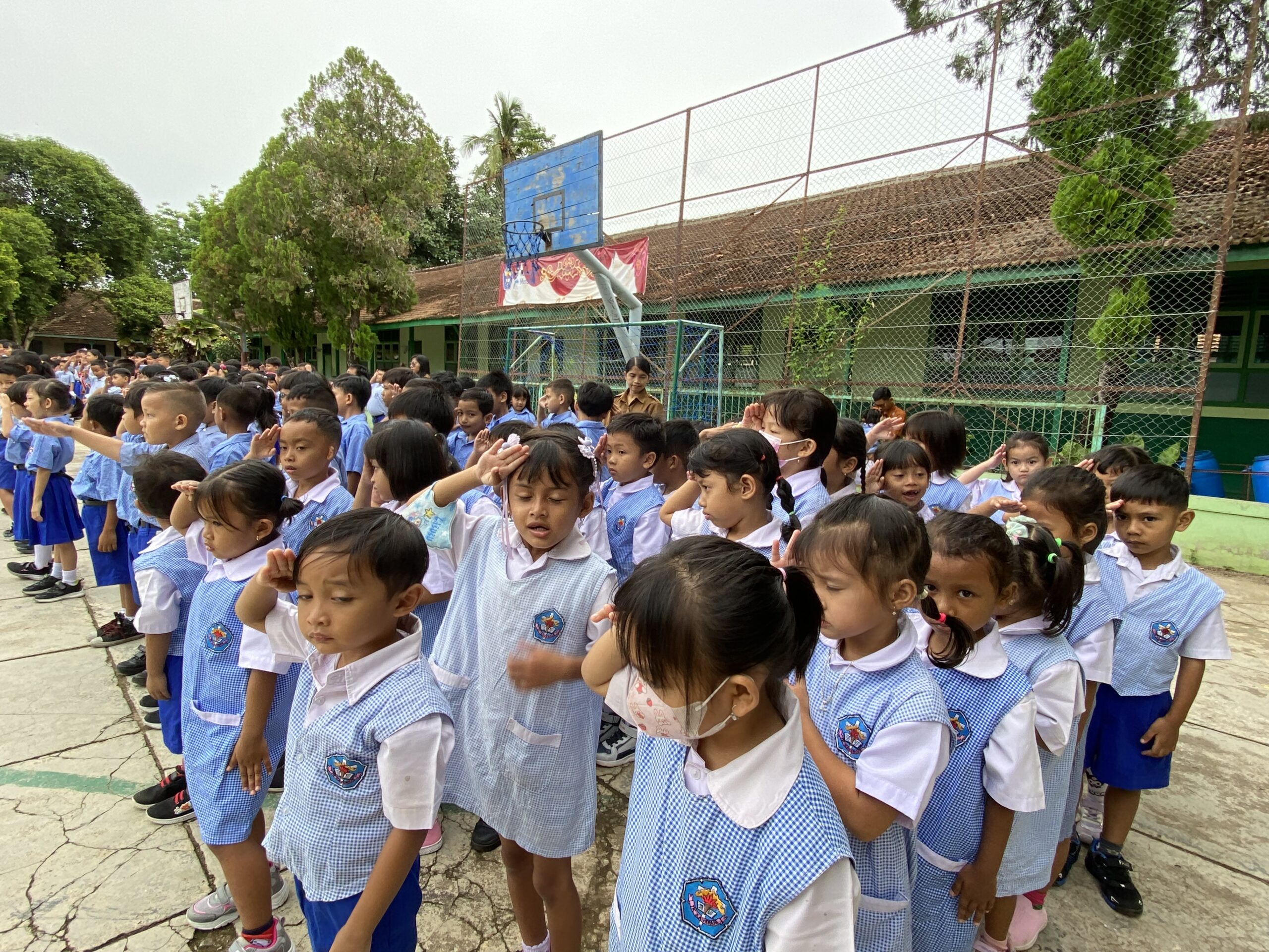 TK Xaverius Kotabumi Upacara Peringati Hari Sumpah Pemuda