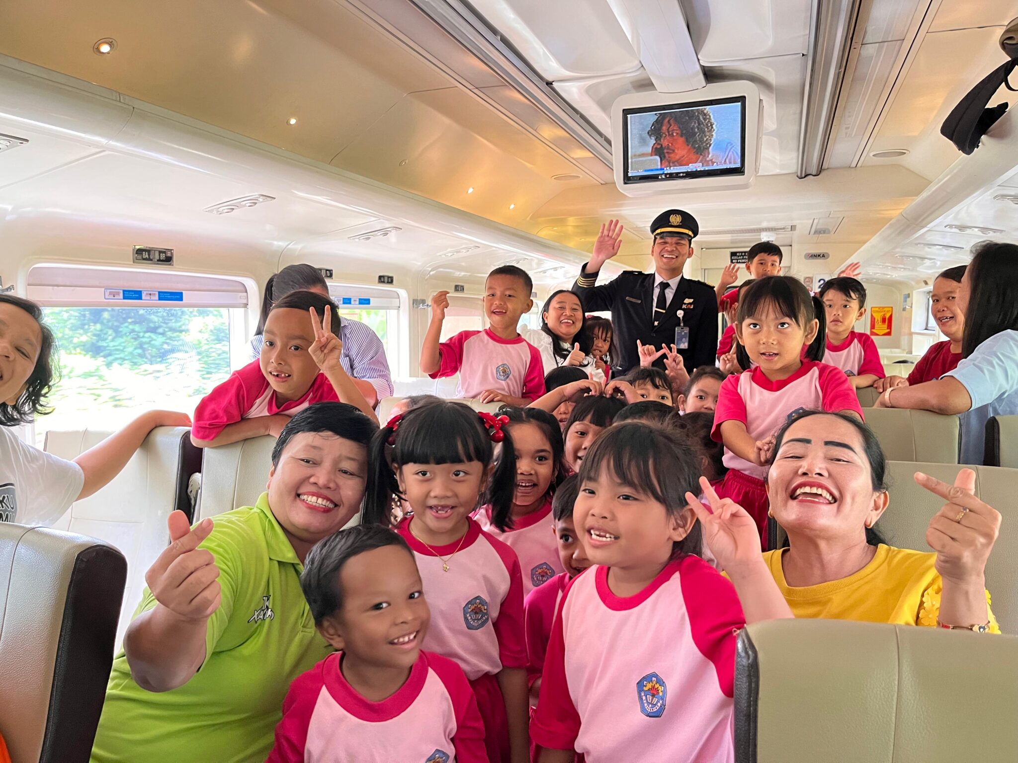 Serunya Field Trip TK Xaverius Kotabumi Naik Kereta Api Kotabumi – Way Tuba